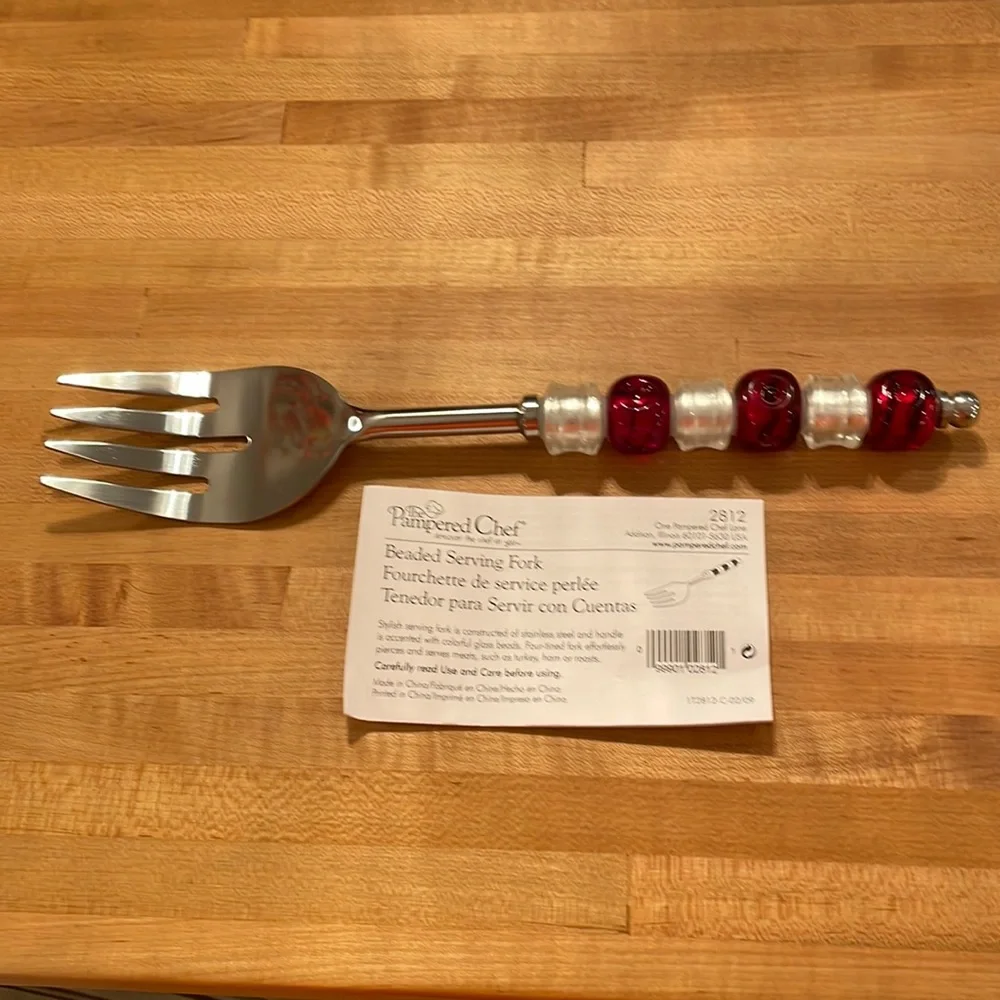 NWOT Pampered Chef Beaded Serving Fork